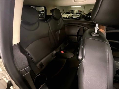 Used 2013 MINI Cooper Clubman image 27