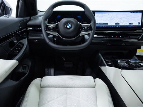 New 2026 BMW 530i xDrive image 4