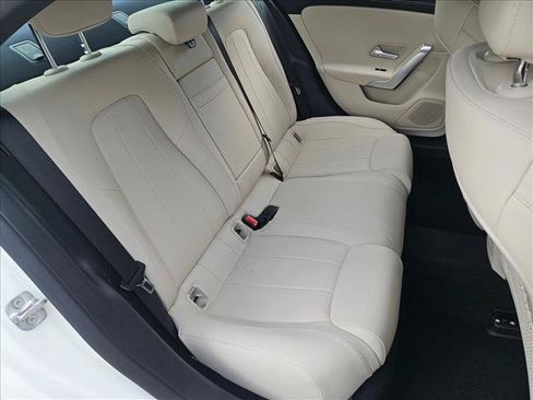 Used 2023 Mercedes-Benz CLA 250 image 18