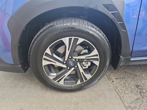 Used 2025 Subaru Crosstrek 2.0i Premium AWD/4WD image 19