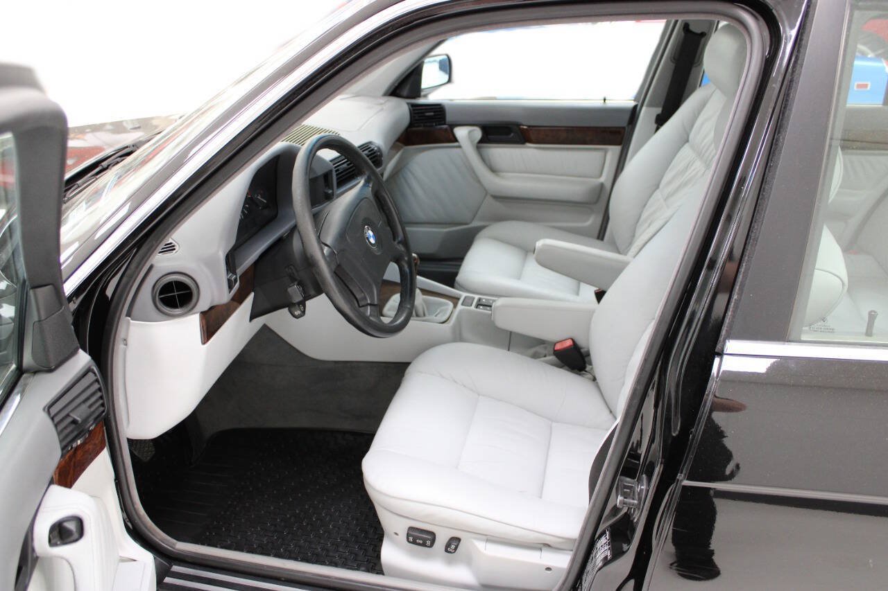 Used 1995 BMW 525i Sedan RWD image 17