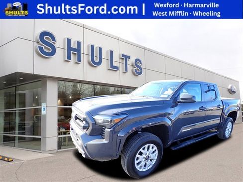 Used 2026 Toyota Tacoma SR5 image 1