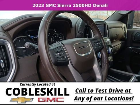 Used 2023 GMC Sierra 2500 Denali image 17