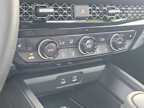 Used 2025 Honda Accord Sport image 24