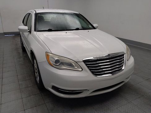 Used 2014 Chrysler 200 Touring FWD image 14