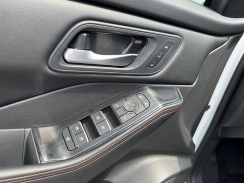 Used 2025 Nissan Rogue SV w/ Rock Creek Premium Package AWD/4WD image 15