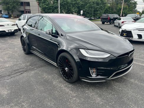 Used 2018 Tesla Model X P100D AWD/4WD image 3