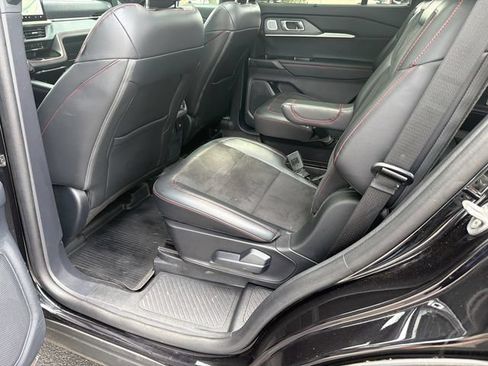 Used 2025 Ford Explorer ST AWD/4WD image 21