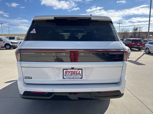 New 2026 Lincoln Navigator Reserve image 35