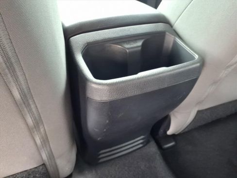 Used 2023 Toyota Tacoma SR5 image 8