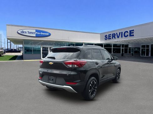 Used 2023 Chevrolet TrailBlazer LT FWD image 8