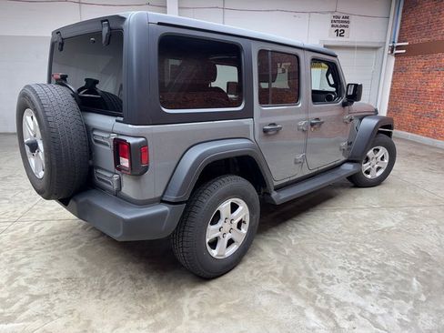Used 2021 Jeep Wrangler Unlimited Sport image 6