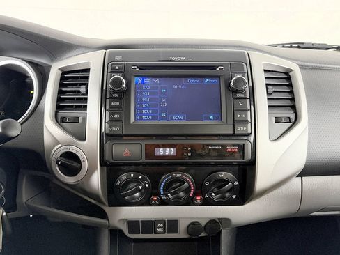 Used 2013 Toyota Tacoma 4x4 Double Cab image 50