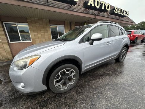 Used 2014 Subaru Crosstrek 2.0i Premium image 3