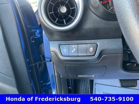Used 2023 Kia Forte LXS w/ LXS Technology Package FWD image 38