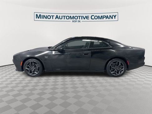 Used 2025 Dodge Charger R/T w/ Quick Order Package 25M R/T image 5
