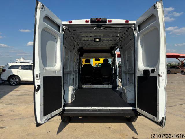 Used 2024 RAM ProMaster 2500 w/ Convenience Group FWD image 22