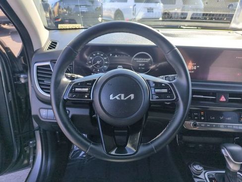 Certified 2024 Kia Seltos X-Line AWD/4WD image 17