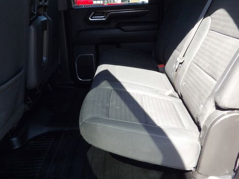 Used 2024 Chevrolet Silverado 2500 LT w/ Convenience Package image 34