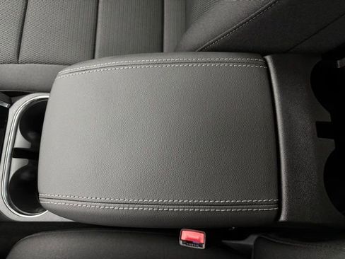 New 2026 GMC Canyon Elevation w/ Convenience Package image 27