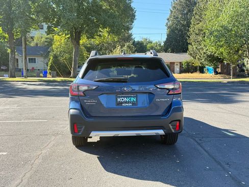 Used 2022 Subaru Outback Limited AWD/4WD image 5