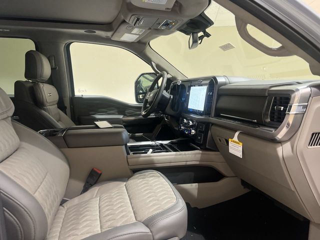 New 2026 Ford F250 Platinum w/ Platinum Plus Package AWD/4WD image 28