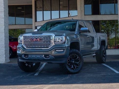 Used 2018 GMC Sierra 1500 Denali w/ Denali Ultimate Package AWD/4WD image 6