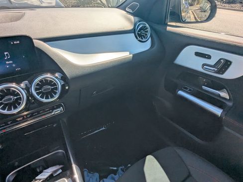 Certified 2024 Mercedes-Benz GLA 35 AMG 4MATIC image 4