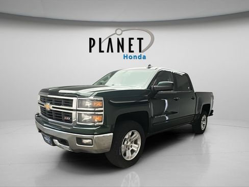 Used 2015 Chevrolet Silverado 1500 LT w/ All Star Edition AWD/4WD image 3