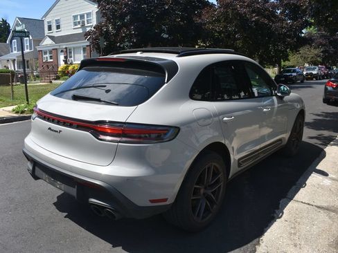 Used 2023 Porsche Macan Turbo AWD/4WD image 5