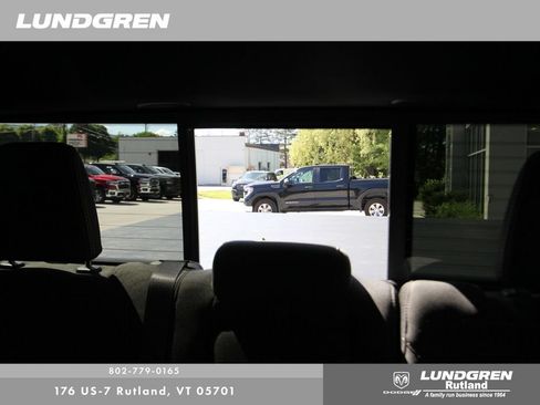 Used 2023 RAM 1500 Big Horn AWD/4WD image 45