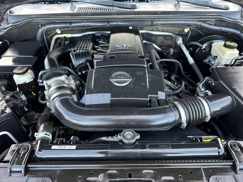 Used 2014 Nissan Frontier SV w/ SV Value Truck Package image 9