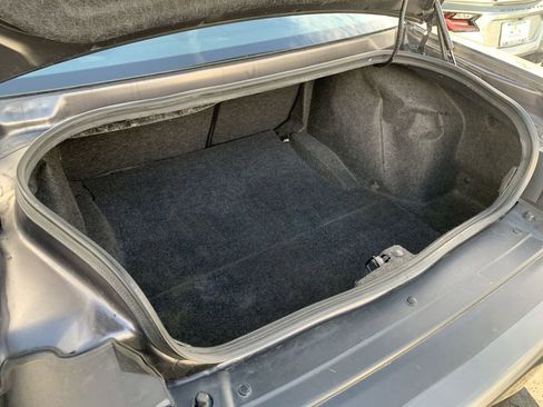 Used 2022 Dodge Challenger R/T w/ Driver Convenience Group image 25