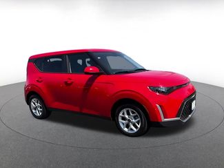 Used 2025 Kia Soul LX w/ LX Technology Package FWD video 2