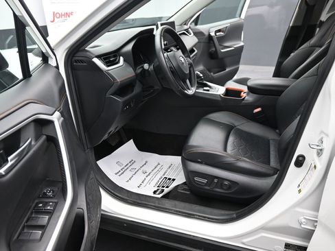Used 2024 Toyota RAV4 Adventure AWD/4WD image 17