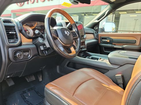 Used 2019 RAM 2500 Limited AWD/4WD image 19