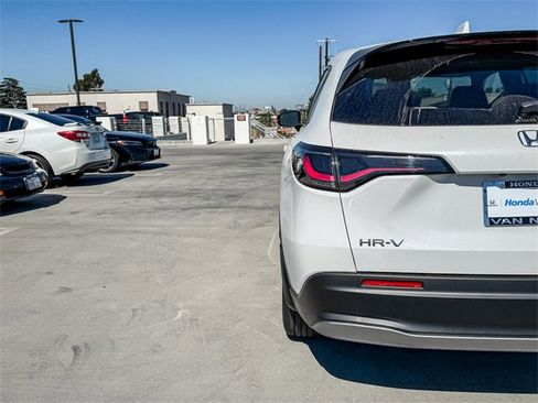 New 2026 Honda HR-V Sport image 8