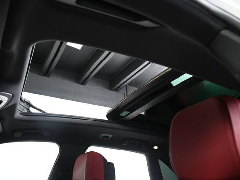Used 2020 Porsche Macan S AWD/4WD image 6