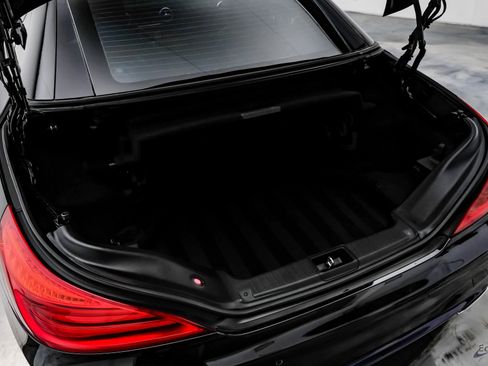 Used 2017 Mercedes-Benz SL 550 image 96