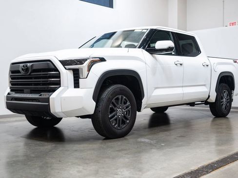 Used 2023 Toyota Tundra SR5 w/ SR5 Convenience Package image 3