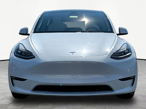 Used 2023 Tesla Model Y Performance AWD/4WD image 2