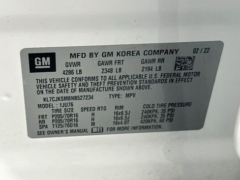 Used 2022 Chevrolet Trax LS w/ Tint and Cruise Package FWD image 12