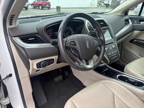 Used 2019 Lincoln MKC Premiere AWD/4WD image 11