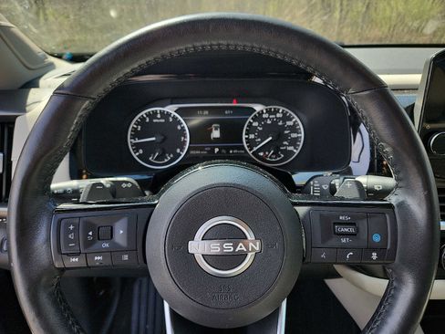 Used 2022 Nissan Pathfinder SL w/ SL Premium Package image 18