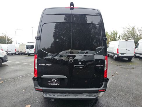 New 2025 Mercedes-Benz Sprinter 2500 image 5