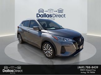 Used 2023 Nissan Kicks SV video 1