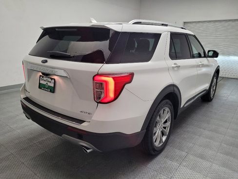 Used 2021 Ford Explorer Limited w/ Equipment Group 301A AWD/4WD image 9