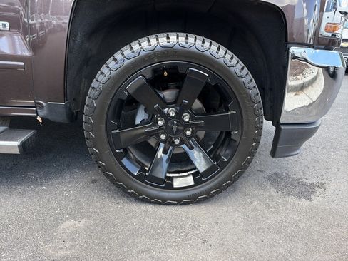 Used 2016 Chevrolet Silverado 1500 LT w/ All Star Edition AWD/4WD image 13