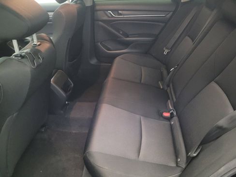 Used 2018 Honda Accord LX image 18
