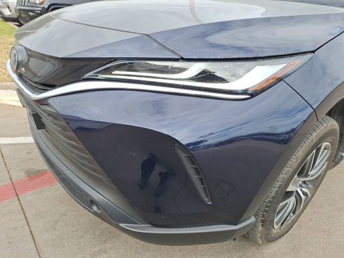 Used 2024 Toyota Venza LE image 10